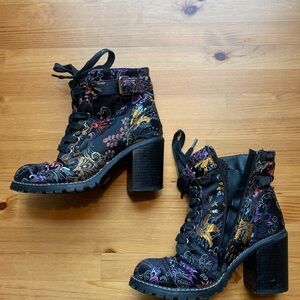 Y2K Embroidered Black Ankle Boots